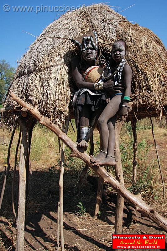 Ethiopia - Tribu etnia Mursi - 26.jpg